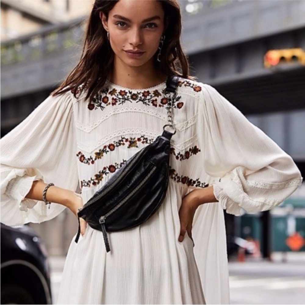 Free People Riley Chain Belt Bag 100% lamb leather